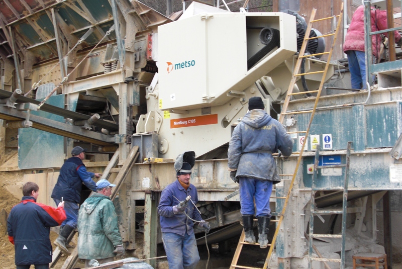 SLUŽBY / Práce - foto SLUŽBY / Práce - foto