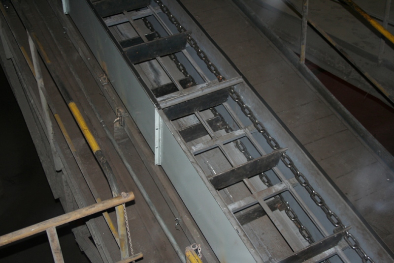 DOPRAVNÍKY / Reťazové dopravníky - foto DOPRAVNÍKY / Reťazové dopravníky - foto