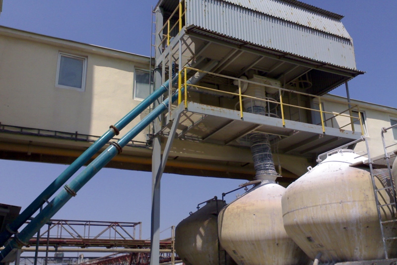 DOPRAVNÍKY / Reťazové dopravníky - foto DOPRAVNÍKY / Reťazové dopravníky - foto