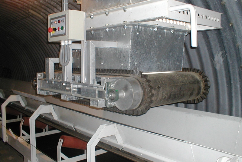 DOPRAVNÍKY / Pásové dopravníky - foto DOPRAVNÍKY / Pásové dopravníky - foto